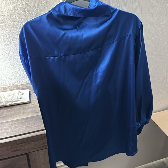 cute button up - Picture 2 of 2